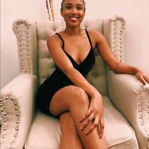 Meet your Posher, Joy